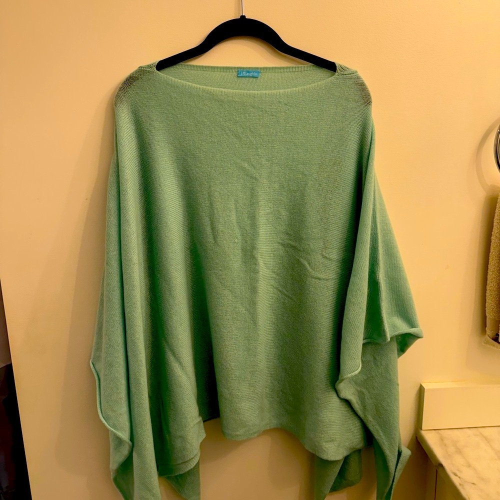 Cashmere poncho
